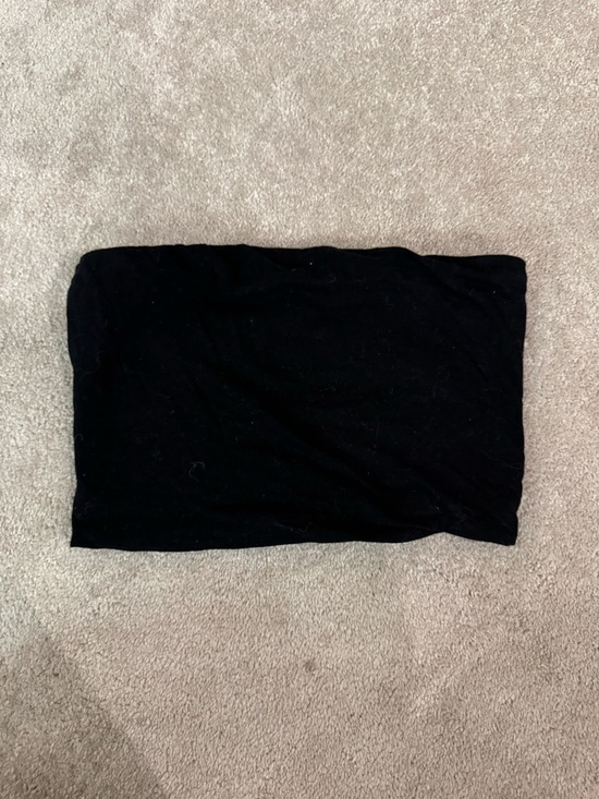 Amazon Tops - Amazon Black Strapless Crop Tube Top
